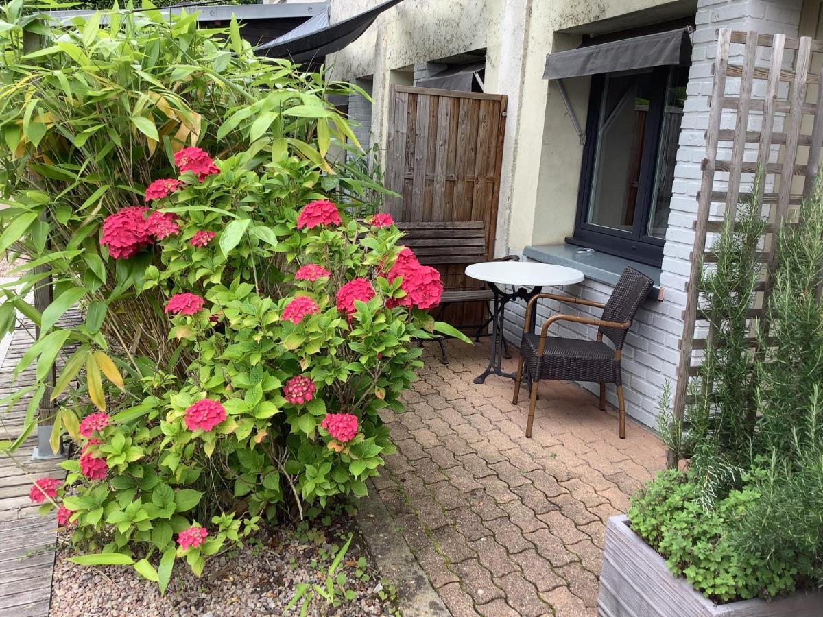 Hotel Monet La Rivière-Saint-Sauveur المظهر الخارجي الصورة