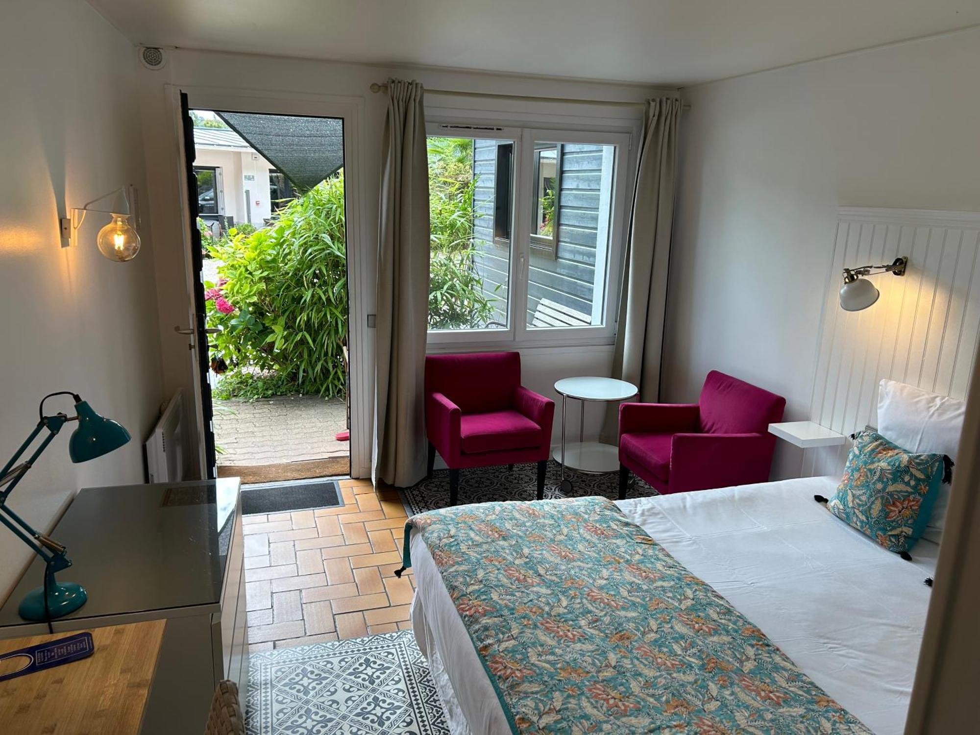 Hotel Monet La Rivière-Saint-Sauveur المظهر الخارجي الصورة